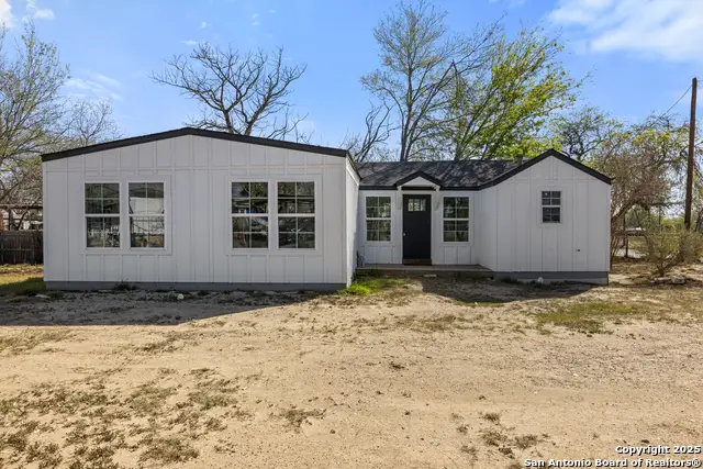 362 Avenue J, Poteet, TX 78065 - #1