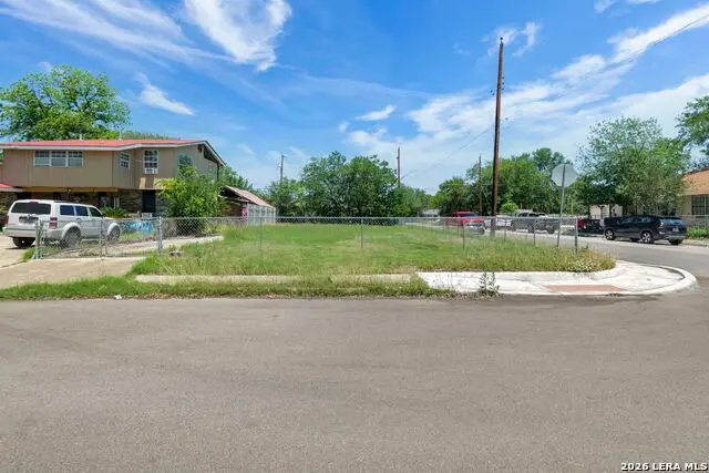 3803 W Houston St, San Antonio, TX 78207 - #2