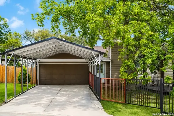 10055 Amber Field, San Antonio, TX 78245