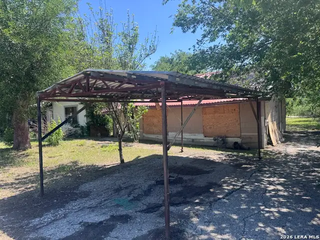410 Amanda St, San Antonio, TX 78220 - #2