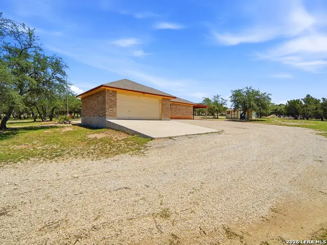 342 Chipman Ct, Bandera, TX 78003 - #3