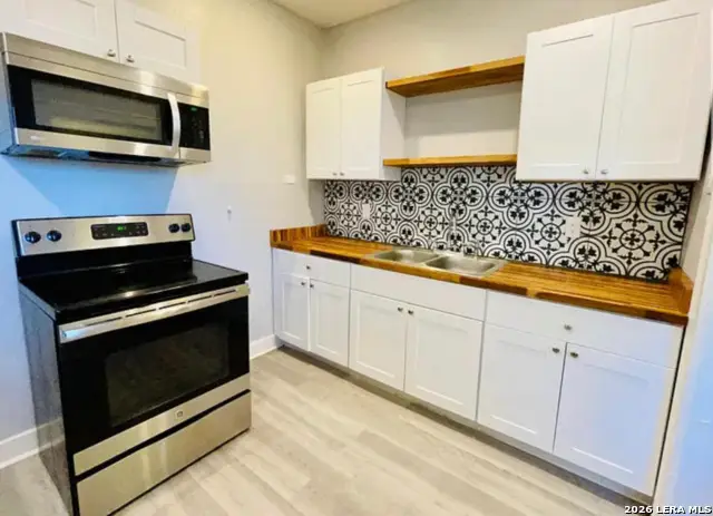 2907 N Elmendorf, San Antonio, TX 78201 - #3