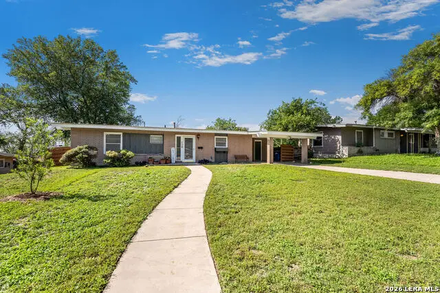 138 Southill Rd, San Antonio, TX 78201 - #1