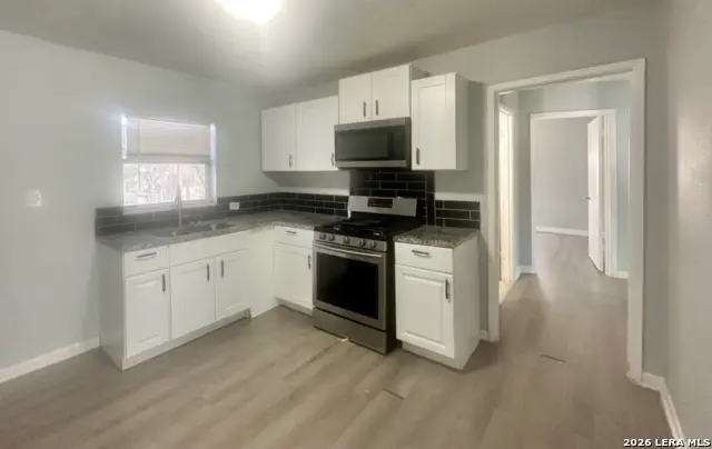 1307 W Hermosa, San Antonio, TX 78201 - #2