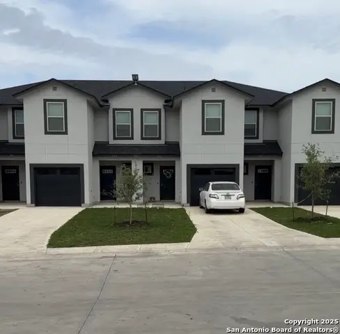 8415 Via Verona, San Antonio, TX 78227