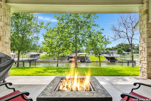 307 E Pheasant, Highland Haven, TX 78654