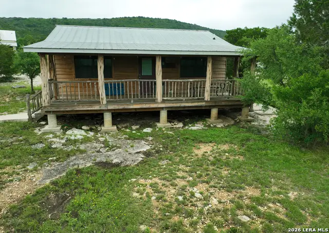 693 Brushy Creek Ranch Rd, Sabinal, TX 78881 - #2