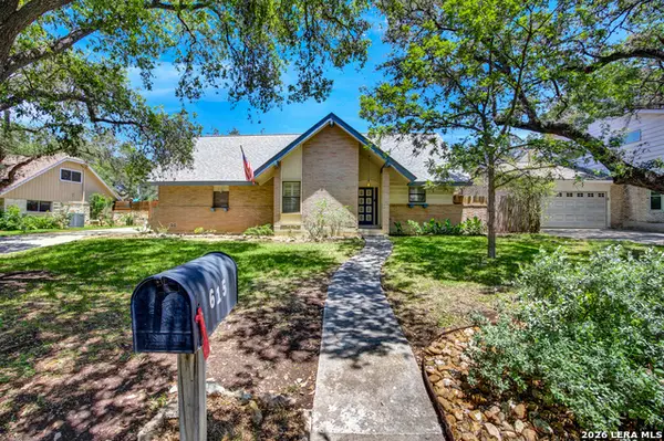 615 Serenade Dr, San Antonio, TX 78216