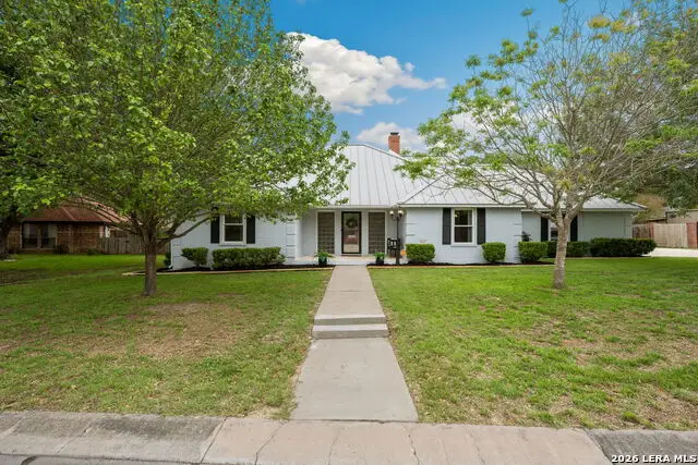 1827 Palace Dr, New Braunfels, TX 78130 - #2