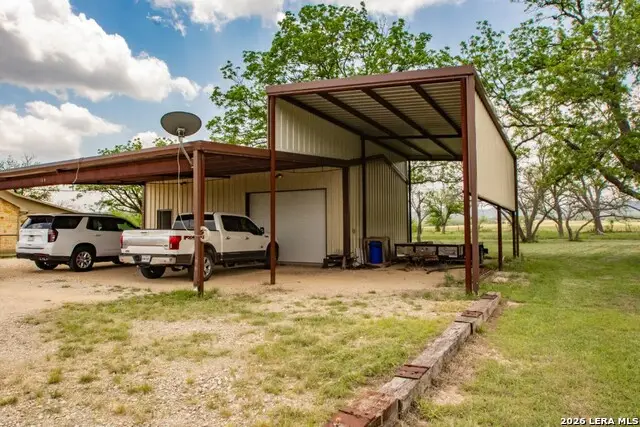 2657 West Sabinal Road, Utopia, TX 78884 - #3