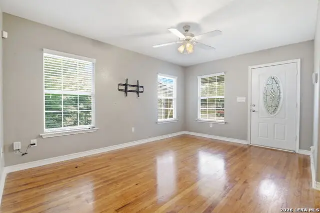 939 John Page Dr, San Antonio, TX 78228 - #2