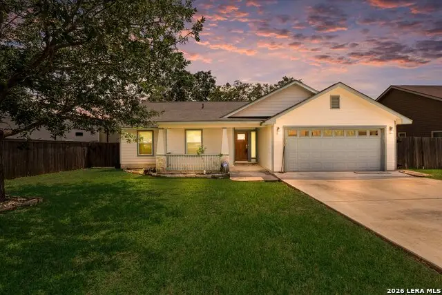 1023 3rd St, Floresville, TX 78114 - #3