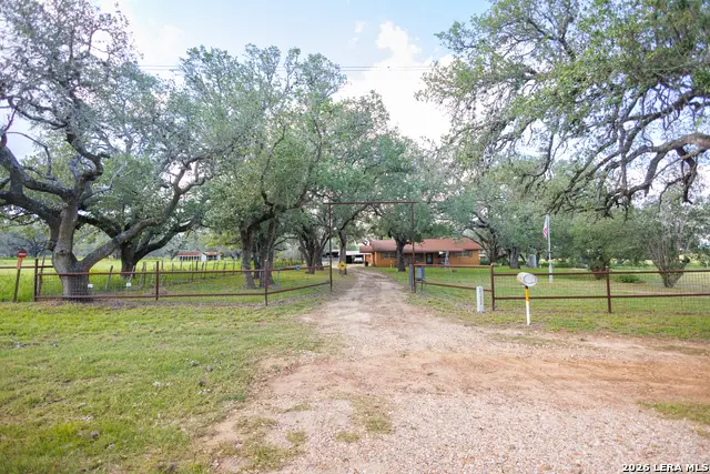 1698 W Fm 2200, Devine, TX 78016 - #1