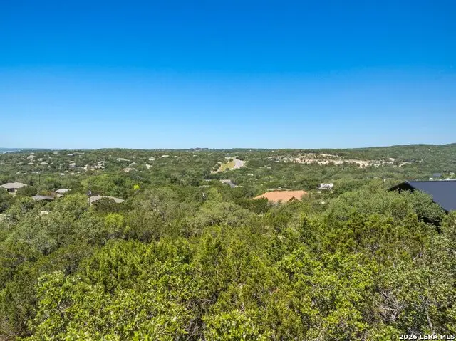 541 La Paloma Dr, Canyon Lake, TX 78133 - #2