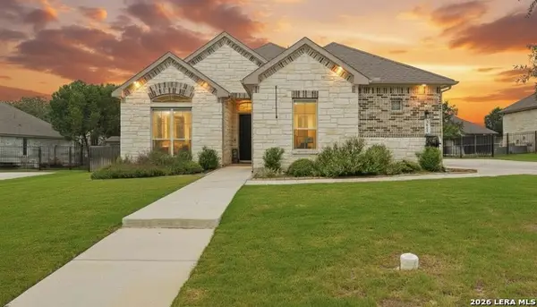 2613 Mallinckrodt, New Braunfels, TX 78132
