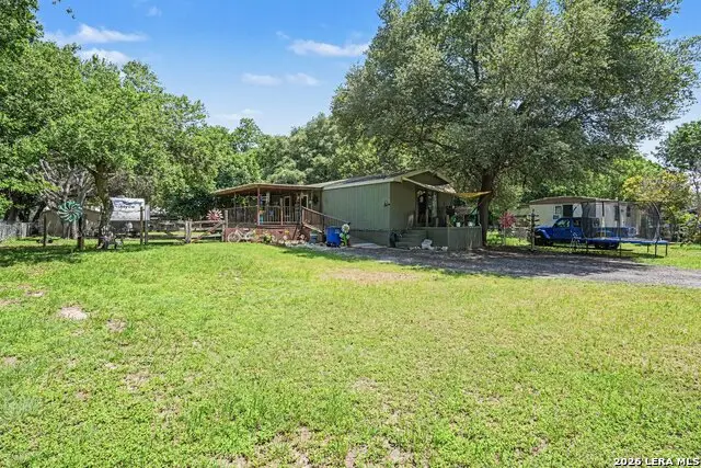 247 Woodcreek Cir, McQueeney, TX 78123 - #3