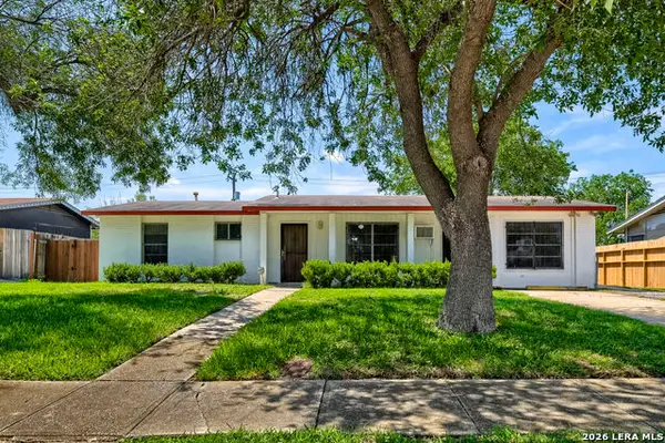 6906 Martinique Dr, San Antonio, TX 78227