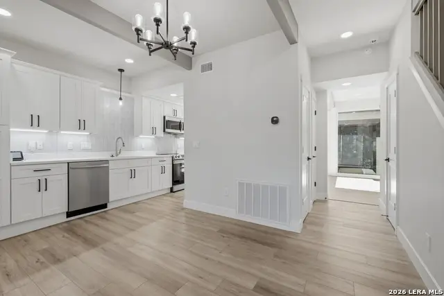 1194 Garraty Rd, San Antonio, TX 78209 - #3