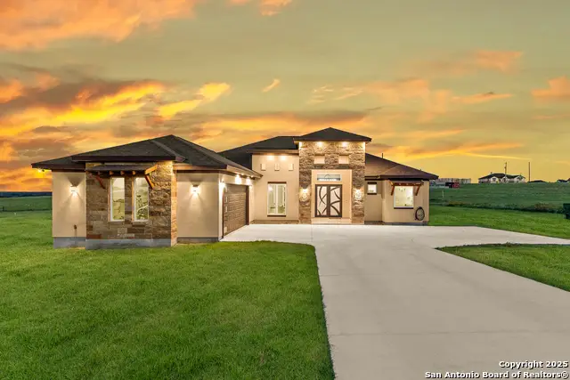 140 Summer Meadow Dr, La Vernia, TX 78121 - #2