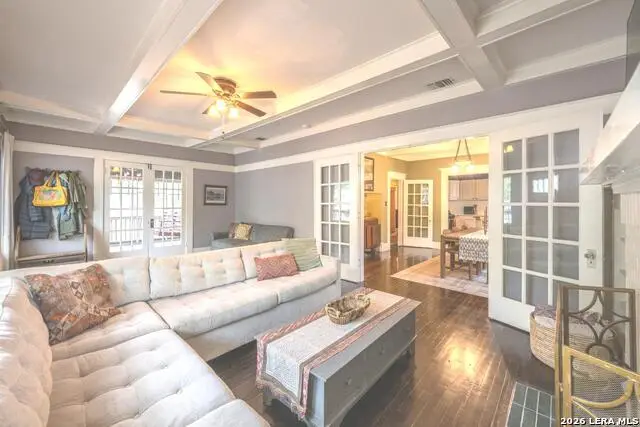 1136 W Russell, San Antonio, TX 78201 - #3