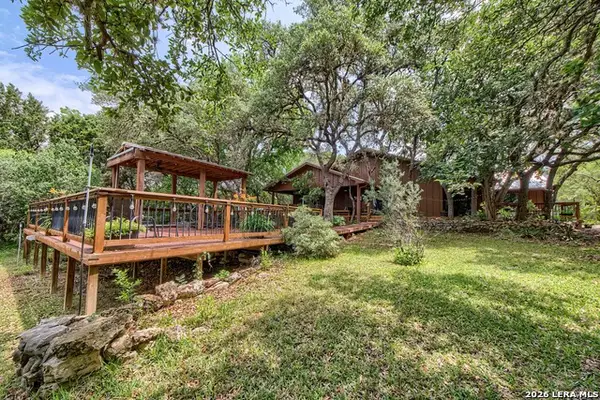 25627 Dull Knife Trl, San Antonio, TX 78255