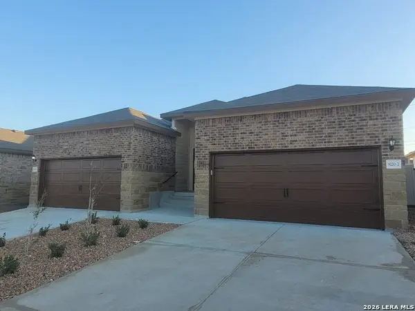 9302 Canyon Bnd, Converse, TX 78109