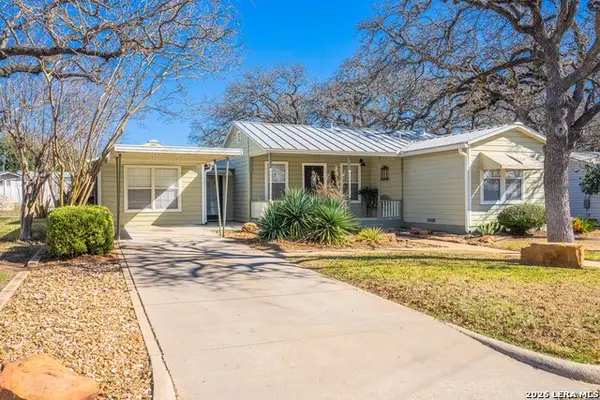 110 Beverly Drive, Fredericksburg, TX 78624