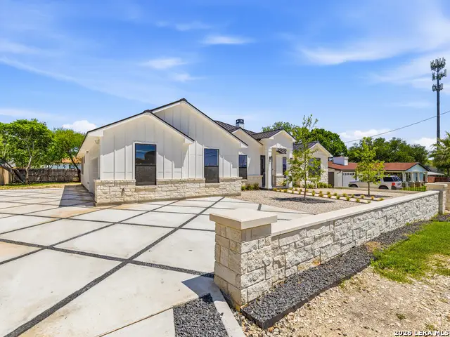 915 Burr Rd, Terrell Hills, TX 78209 - #1