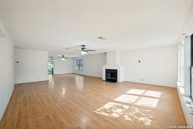 606 Cypresscliff Dr, San Antonio, TX 78245 - #3