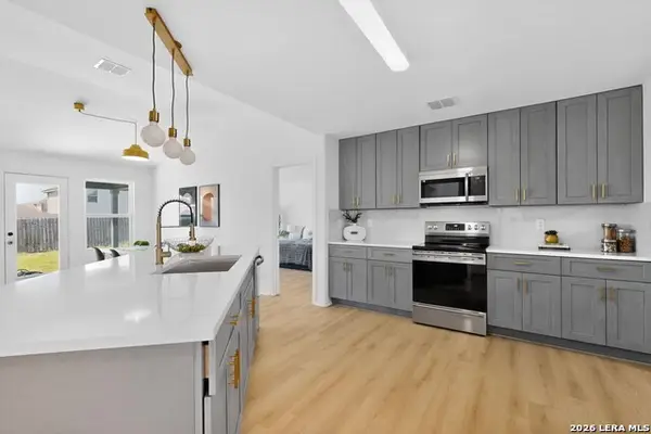 7306 Concerto Dr, San Antonio, TX 78266