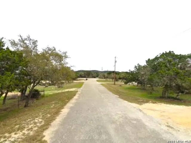 109 Oak Forest, Lakehills, TX 78063 - #3