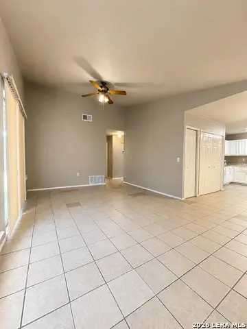8023 Laurel Bnd, San Antonio, TX 78250 - #3