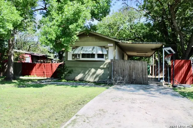 233 Melody Ln, New Braunfels, TX 78130 - #2