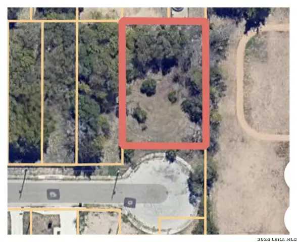 902 Yucca St, San Antonio, TX 78220
