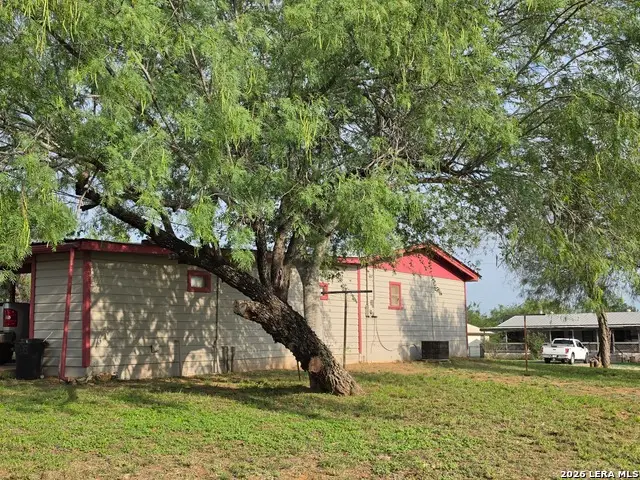 508 Nueces, Cotulla, TX 78014 - #3