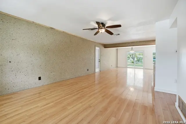 5103 Guinevere Dr, San Antonio, TX 78218 - #3