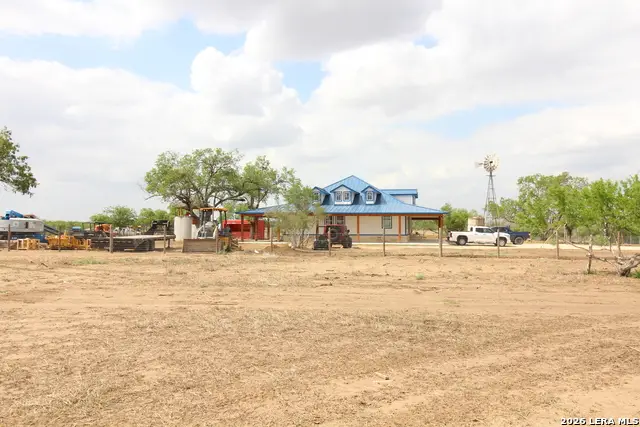 101 County Road 135, Floresville, TX 78114 - #1