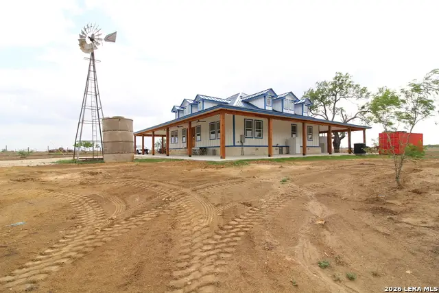 101 County Road 135, Floresville, TX 78114 - #2