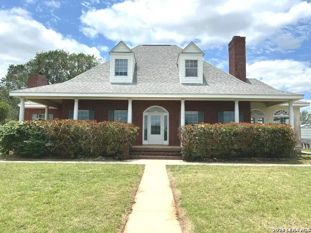 4612 County Road 117, Floresville, TX 78114 - #2