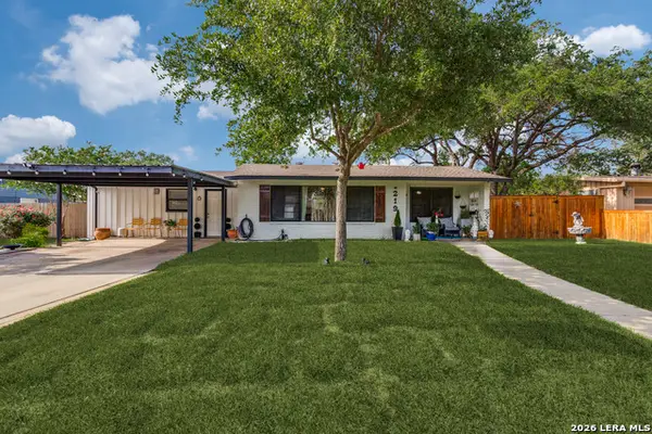 219 Pinewood Ln, San Antonio, TX 78216