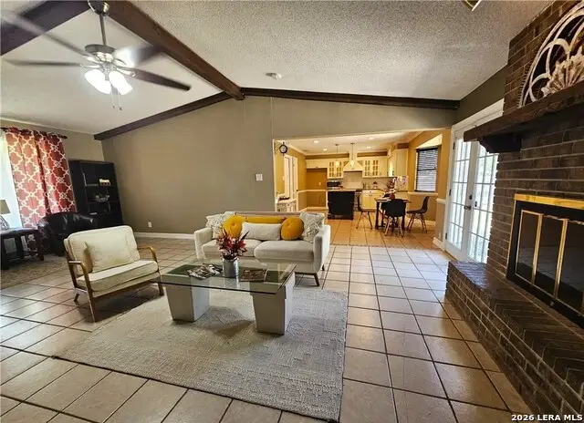 1648 Eastwood Dr, Seguin, TX 78155 - #1