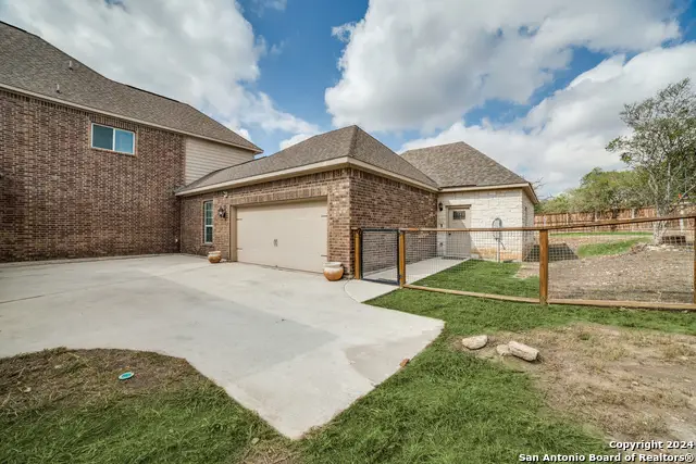 192 Sunrise Hill, Castroville, TX 78009 - #3