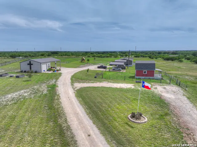 2007 Leissner School Rd, Seguin, TX 78155 - #2