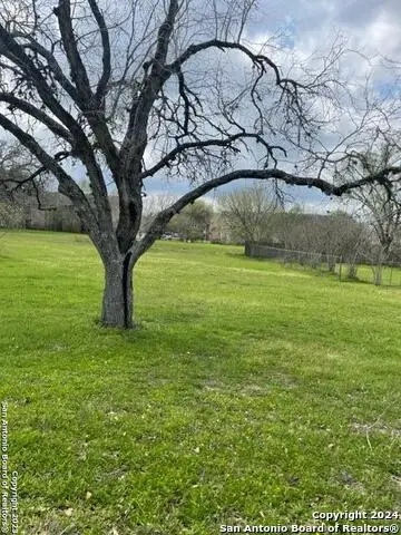 701 N Terry St, Cuero, TX 77954 - #1