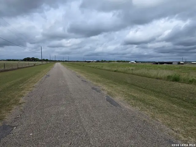 000 Highway 173, Hondo, TX 78861 - #2