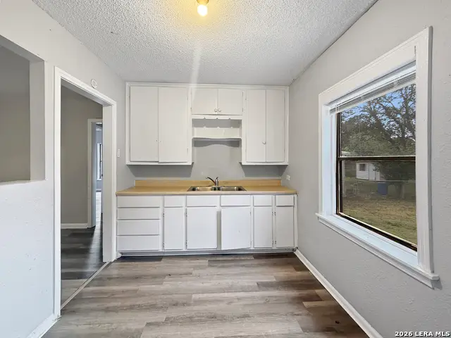842 Price Ave, San Antonio, TX 78211 - #3