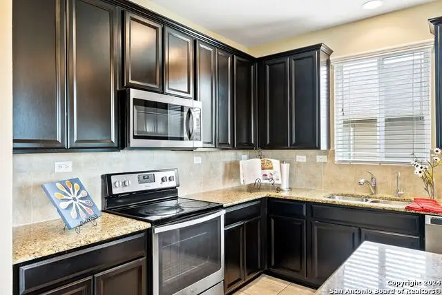 9779 Harbor Mist Ln, Converse, TX 78109 - #1