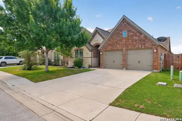1925 Field Brk, Seguin, TX 78155 - #3
