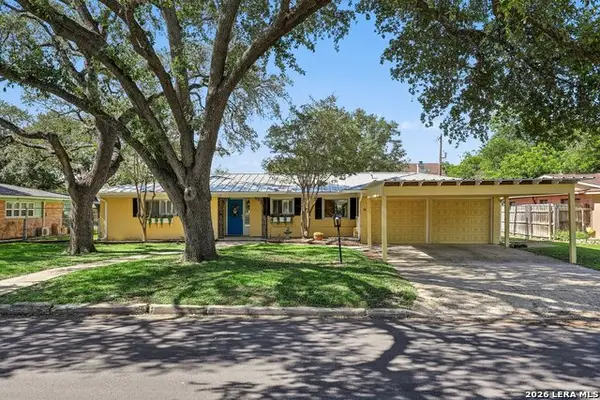 418 Northridge Dr, San Antonio, TX 78209