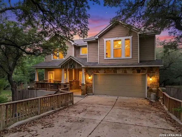 703 Stable Glen Dr, San Antonio, TX 78245